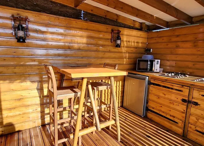 L'albatros مكان تخييم 3*